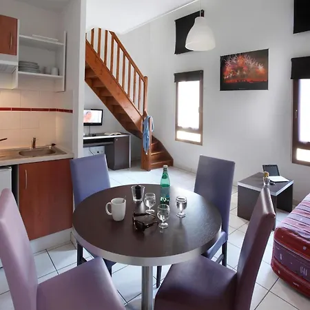 Res La Barbacane, Carcassonne, For 4 Pers Apartamento *