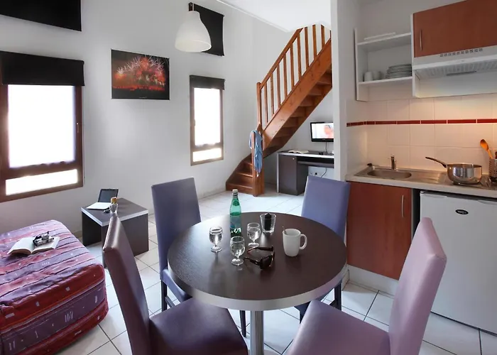 Apartamento Res La Barbacane, Carcassonne, For 4 Pers Carcasona