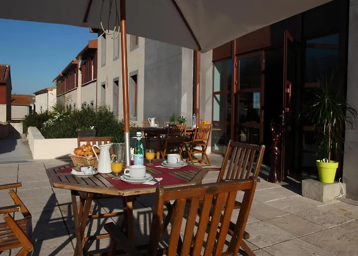 Apartamento Res La Barbacane, Carcassonne, For 4 Pers