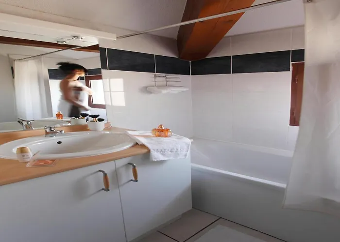 Apartamento Res La Barbacane, Carcassonne, For 4 Pers